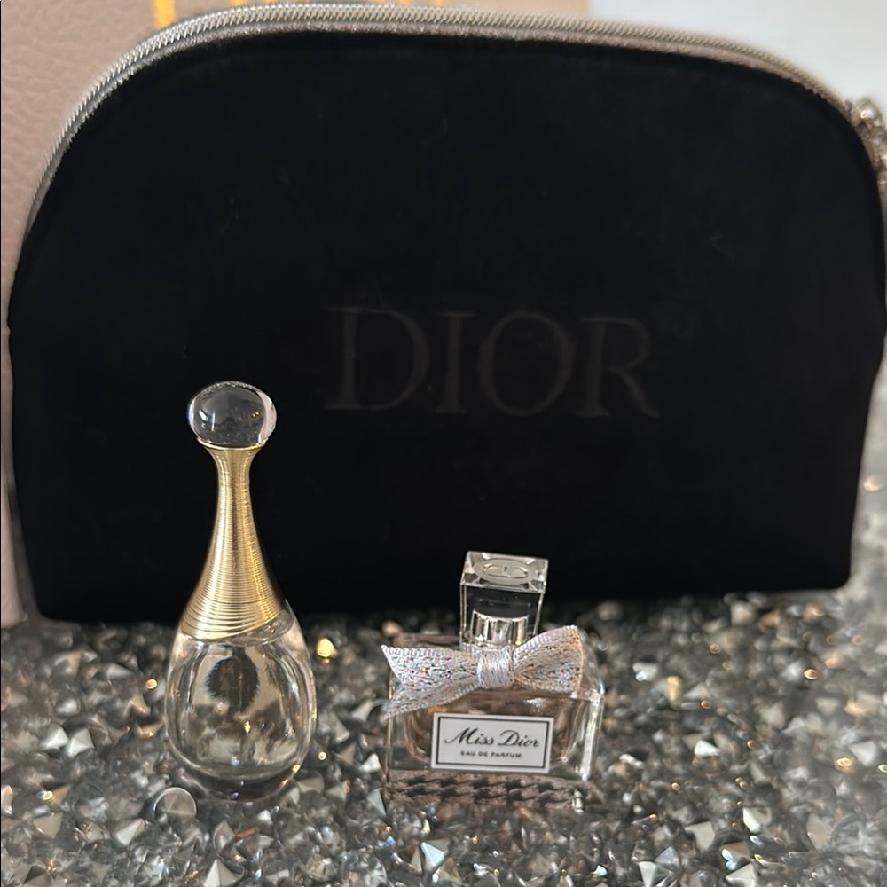 Dior Black Cosmetic Bag with Perfume Set